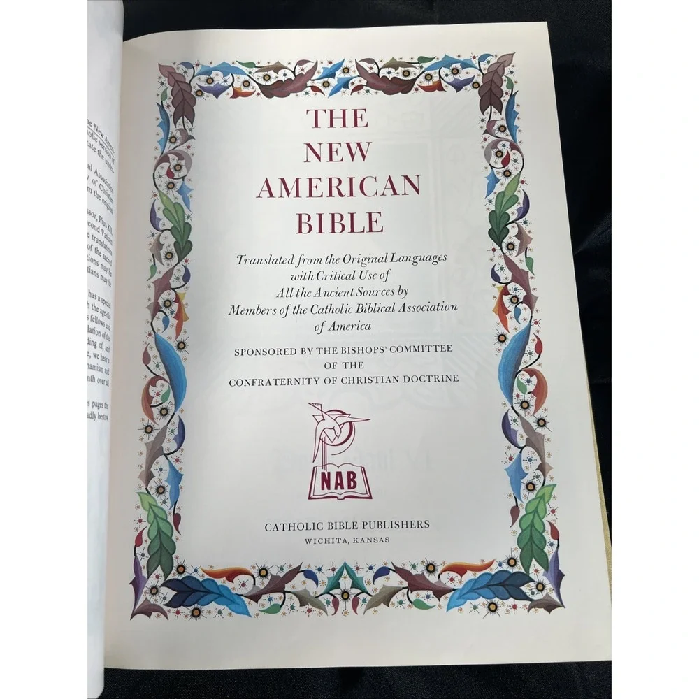 Vintage Holy Bible Fireside Family Edition Catholic  1974/75‎ Edition